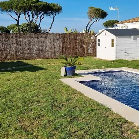 Casitas De La Barrosa Con Jardin Y Piscina