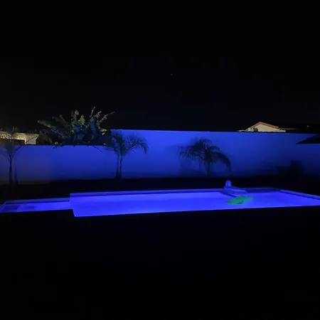 Casitas De La Barrosa Con Jardin Y Piscina Holiday home *