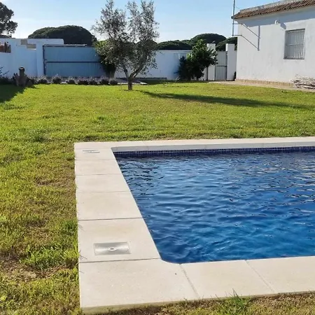 Casitas De La Barrosa Con Jardin Y Piscina * Chiclana de la Frontera